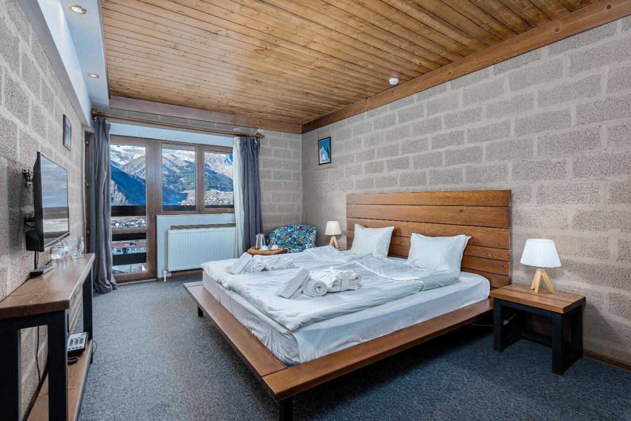Alpine Lounge Boutique Hotel Kazbegi Eksteriør bilde
