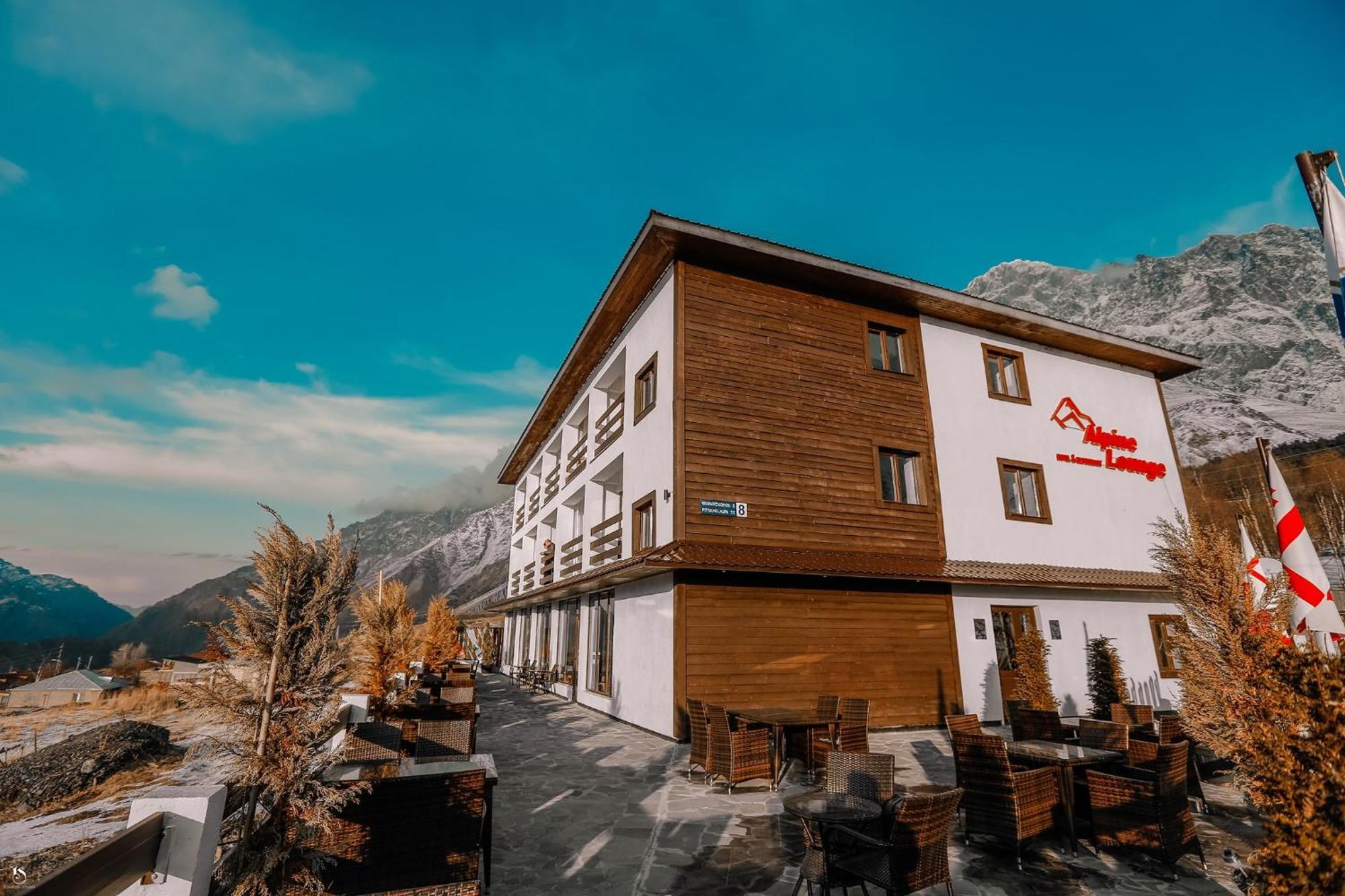 Alpine Lounge Boutique Hotel Kazbegi Eksteriør bilde